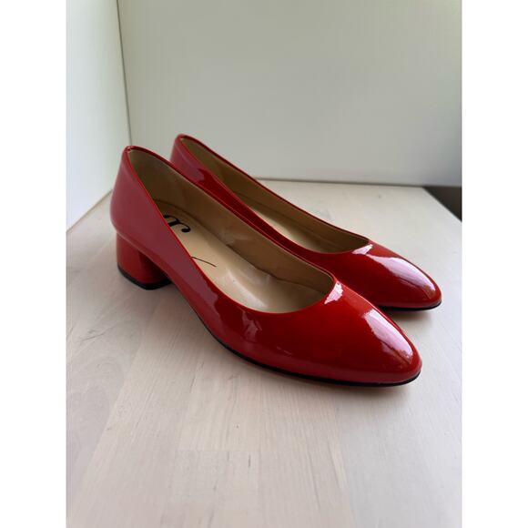 ANDREA CARRANO Fibbieta Pretty Pump in Red Patent Leather size 38 - Picture 2 of 15